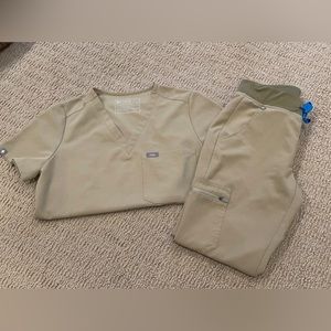 WOMENS Figs XS SCRUBS